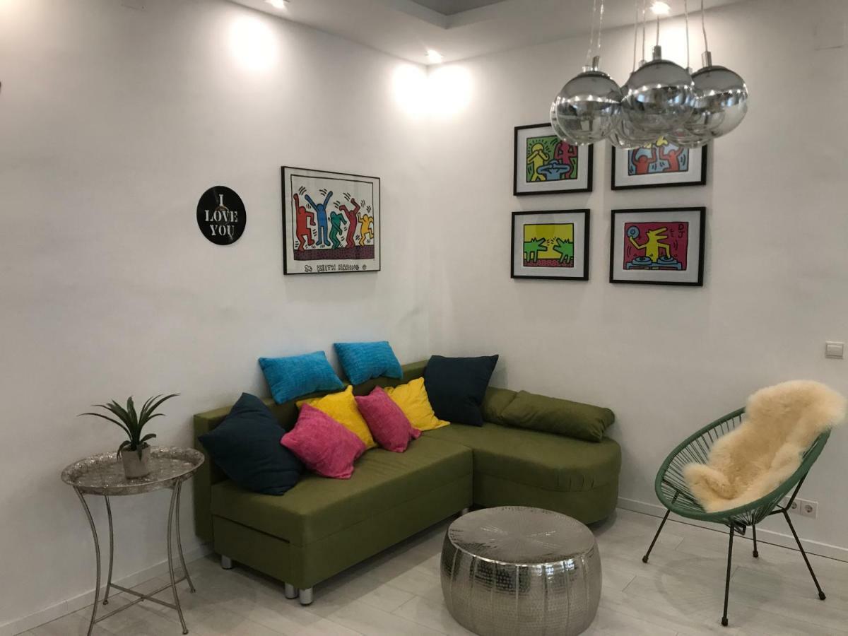 Modern City Apt, Next To Metro فيينا المظهر الخارجي الصورة